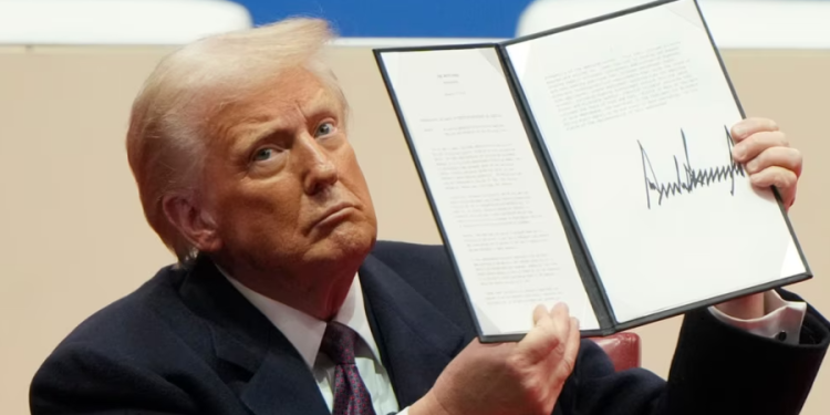 TRUMP PEZULLON PËR 90 DITË NDIHMAT NDËRKOMBËTARE/ Çfarë dihet deri më tani?