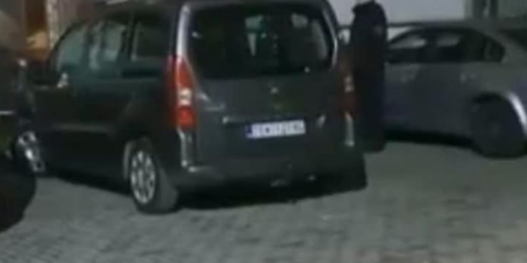 TRONDITET TETOVA/ Babai vret djalin pas një debati, në dhomë u gjet edhe një…
