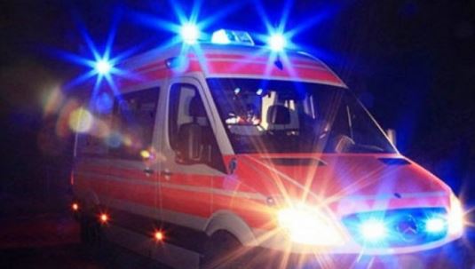U HODH NGA NJË NDËRTESË/ Ndërron jetë në spital 58-vjeçari