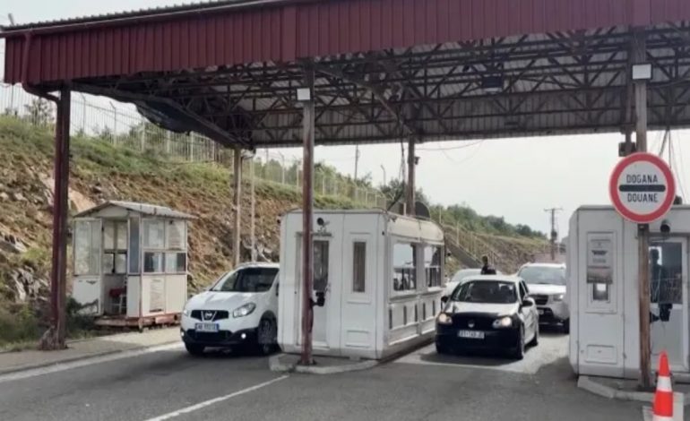 E RËNDË/ Dhunohet punonjësi i doganës në Morinë! Në pranga autori 58-vjeçar