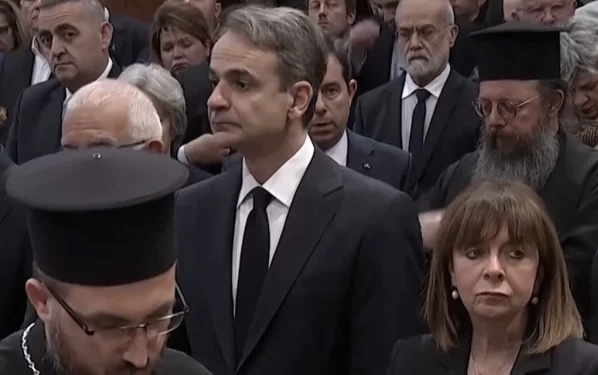 CEREMONIA E VARRIMIT/ Mitsotakis do të vijë në Tiranë për të përcjellë Kryepeshkopin Anastas