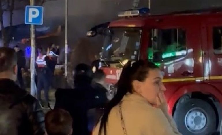 “NA SHPËTONI…”/ Momentet e tmerrit kur qytetarët kërkojnë ndihmë pas zjarrit te Komuna e Parisit