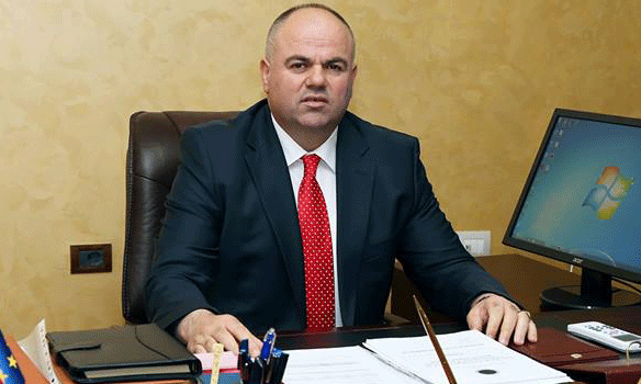 KËRKOI TË VUANTE PJESËN E MBETUR TË DËNIMIT NË SHTËPI/ Gjykata e Elbasanit “rrëzon” Safet Gjicin