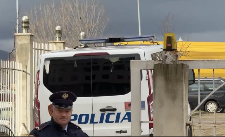 ÇFARË NDODHI? Shpërthim me tritol ndaj automjetit gjatë natës në Shkodër