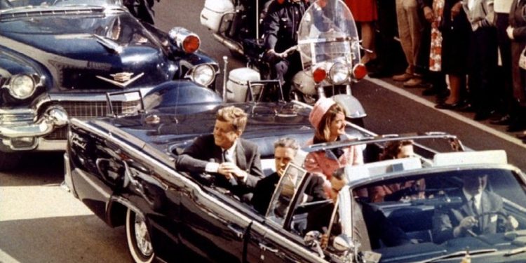 ANALIZA/ A do të zbulojnë sekrete të reja dokumentet për vrasjen e Kennedyt dhe Kingut?