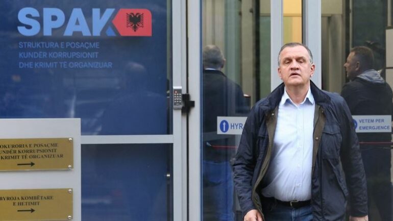 KËRKOI ZËVËNDËSIMIN E MASËS SË SIGURISË/ GJKKO “rrëzon” Ilir Beqajn