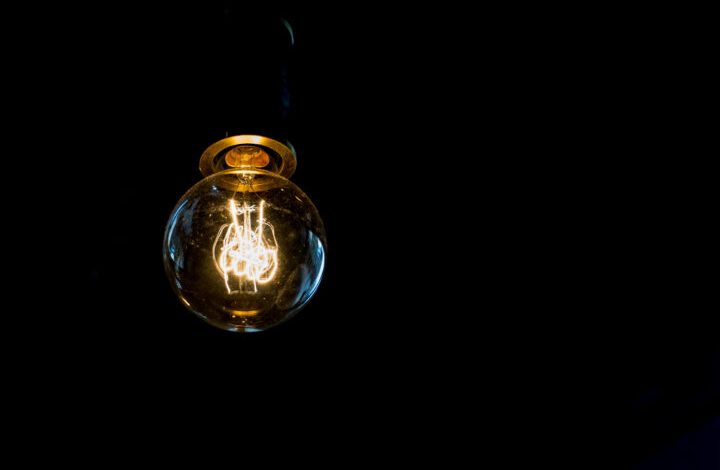DURRËSI DHE JUGU I SHQIPËRISË PA ENERGJI ELEKTRIKE/ OST tregon çfarë ka ndodhur dhe kur do rikthehen dritat