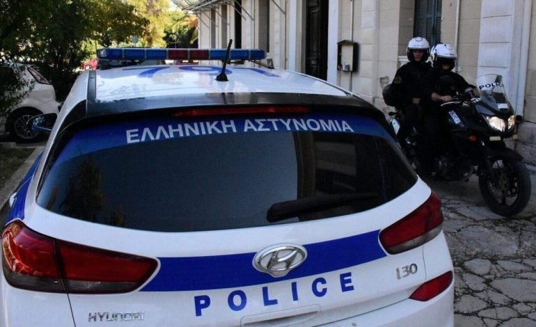E RËNDË/ Plagoset me armë zjarri 15-vjeçari shqiptar në Greqi, autori e qëlloi brenda banesës dhe e tërhoqi deri në rrugë