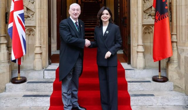 TAKIM ME HOMOLOGUN BRITANIK/ Spiropali: Rrisim bashkëpunimin për sigurinë dhe emigracionin