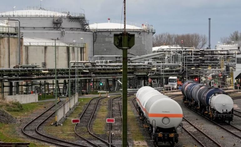 UKRAINA BLLOKON KALIMIN E GAZIT RUS NË EVROPË/ Çmimi rritet në nivelin më të lartë që nga tetori i vitit 2023