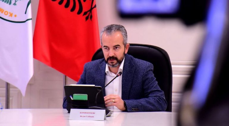 ZGJEDHJET/ KQZ rikujtesë për diasporën: Shërbimi i Ndihmës për Aplikuesit aktiv 24 orë në ditë, mos bëni gabime…