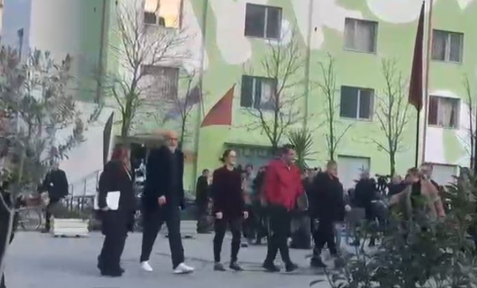 ZGJEDHJET PARLAMENTARE/ Rama prezanton Erion Braçen si përgjegjës në njësinë 5 në Tiranë