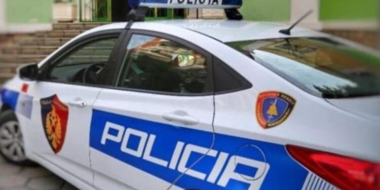 DHUNOI BASHKËJETUESEN/ Vihet në pranga 39-vjeçari! Çfarë iu gjet gjatë kontrollit në banesë