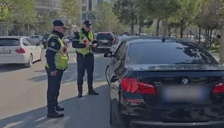MBI 1 MIJË GJOBA GJATË 10 DITËVE/ Rrugorja e Vlorës bën bilancin: 310 për shpejtësi të lartë, 7 shoferë të arrestuar