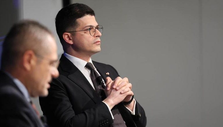 KONFERENCA E MYNIHUT/ Vengu: Korridori VIII, prioritet i qartë gjeopolitik! Përpjekjet financiare të Shqipërisë…