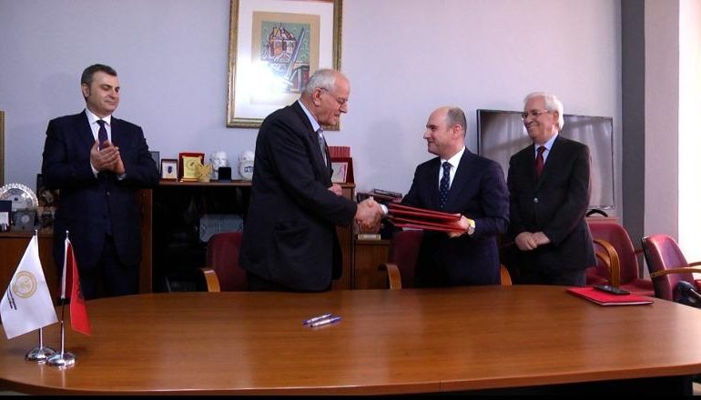 MUZEU I BANKËS EKSPOZON OBJEKTE ME VLERË HISTORIKE/ Marrëveshja me Akademinë, Sejko: Plotëson historikun monetar