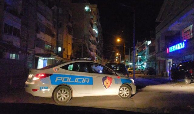 BABAI VRAU ME THIKË TË BIRIN/ Publikohen pamjet nga vendngjarja tek “Kodra e Priftit”
