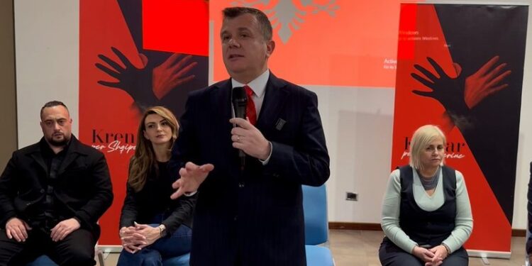 VOTA E DIASPORËS/ Balla takim me bashkatdhetarë në Parma: Votoni më 11 maj që ta ndjeni veten të barabartë…