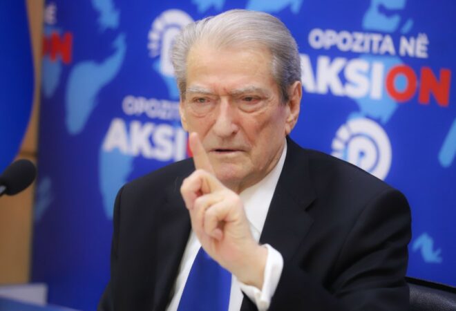 “MOS GUXO TË BËSH…”/ Berisha thirrje Ramës: U kaluan të gjitha normat para godinës së GJKKO