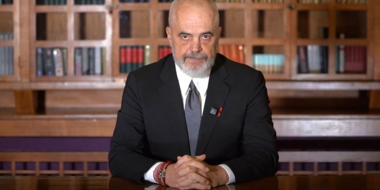 “PËR DJE, SOT DHE NESËR…”/ Rama nis komunikimin LIVE, thyen heshtjen për arrestimin e Veliajt, mesazhe edhe për opozitën
