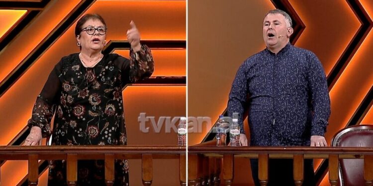 “Ç’MA SILLNI ATË SURRAT?” Testamenti i nënës fut në sherr motrën e vëllain: Bërtit e ulërit, s’do fitosh gjë