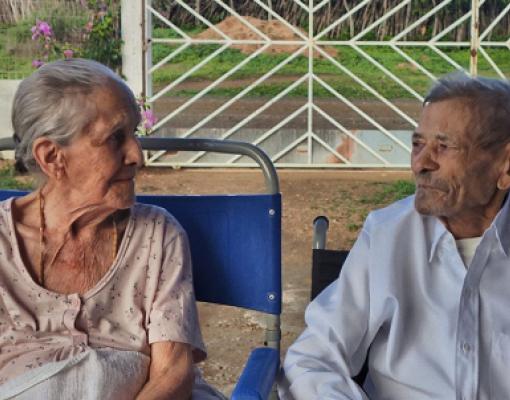 84 VITE TË MARTUAR/ Çifti thyen REKORD botëror