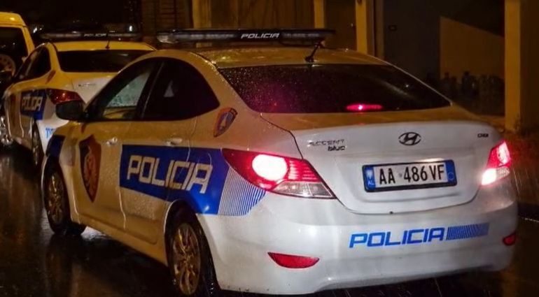 TË SHTËNA ME ARMË ZJARRI NË MALËSINË E MADHE/ Dyshohet për shkëmbim zjarri mes dy personave