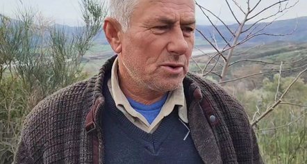 GJETI PA JETË DY VËLLEZËRIT NË BANESË/ Flet kryeplaku: Dera ishte e mbyllur, u ngjita me shkallë nga dritarja