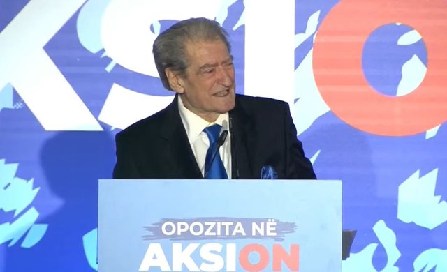 PROTESTA/ Berisha: Salianji martir i fjalës së lirë, u burgos sepse u përball me..