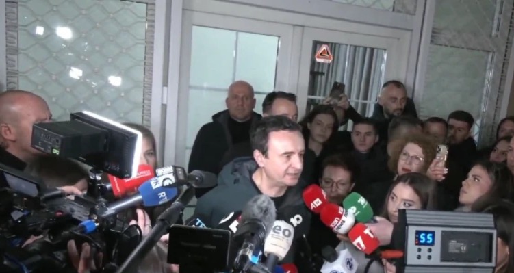 “KOALICIONI YNË DO FORMOJË QEVERISJEN TONË TË 3-TË”/ Zgjedhjet parlamentare në Kosovë, Kurti: Fitoi Vetëvendosja