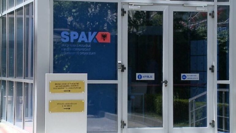 I AKUZUAR SI PJESË E DOSJES “5D”/ Enton Punavia paraqitet në SPAK