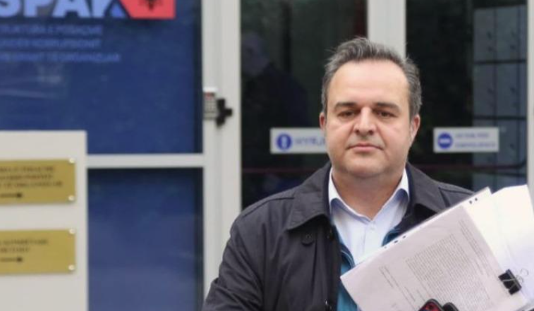 KORRUPSION NË 7 RASTE/ GJKKO i kthen dosjen për plotësim SPAK-ut për herë të dytë për mjekun Edvin Prifti
