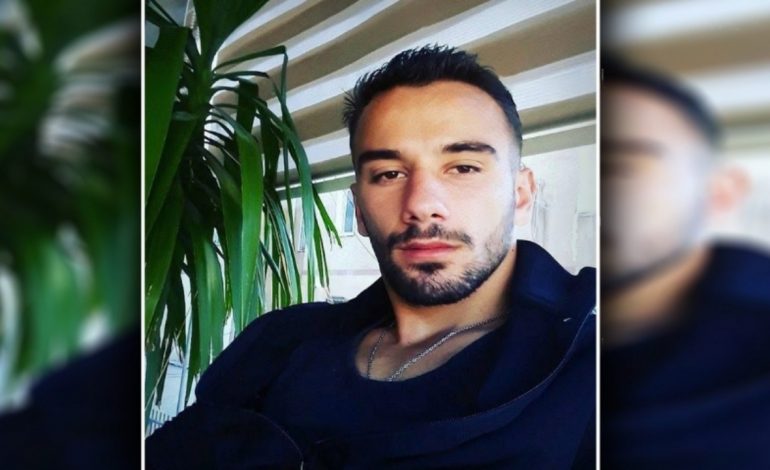 “KAM NJË PROBLEM SHUMË TË MADH”/ Zbulohet telefonata e fundit e 25-vjeçarit që u gjet i vdekur në automjet, më pas…