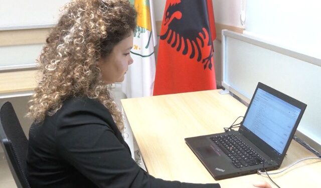 ZGJEDHJET E 11 MAJIT/ Mbi 240 shqiptarë nga diaspora regjistrohen për të votuar