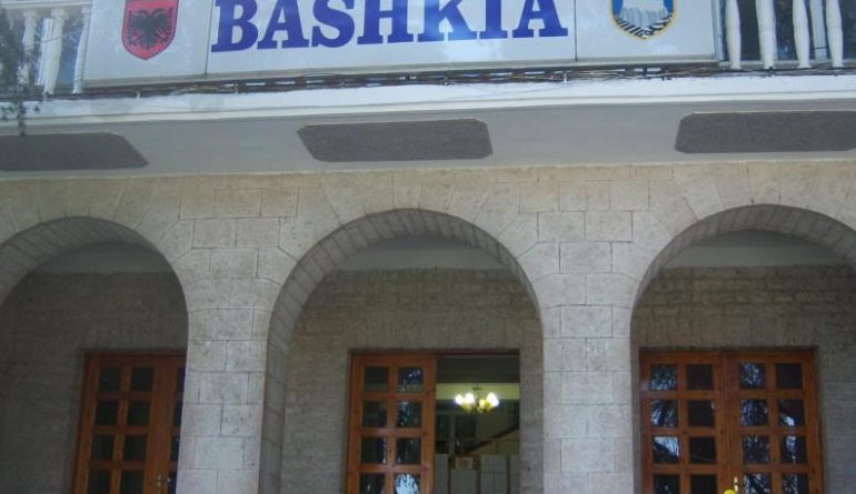 17-VJEÇARJA I DHA FUND JETËS/ Bashkia Gjirokastër miraton ndihmë financiare për familjen e saj