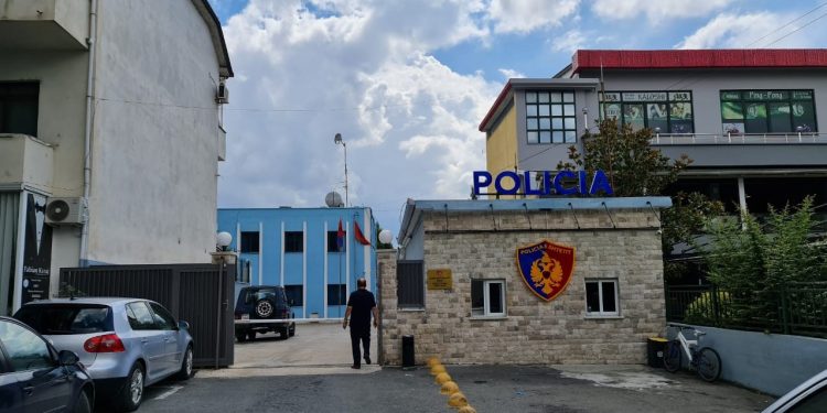 EKSPLOZIV BANESËS SË 51-VJEÇARIT NË NIKËL/ Lënda plasëse nuk arrin të shpërthejë