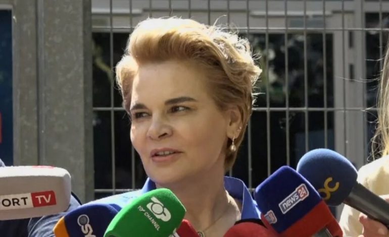 “VEGËL SHANTAZHI”/ Monika Kryemadhi jep ‘dakordësinë’ për shkrirjen e SPAK: Ka dështuar…