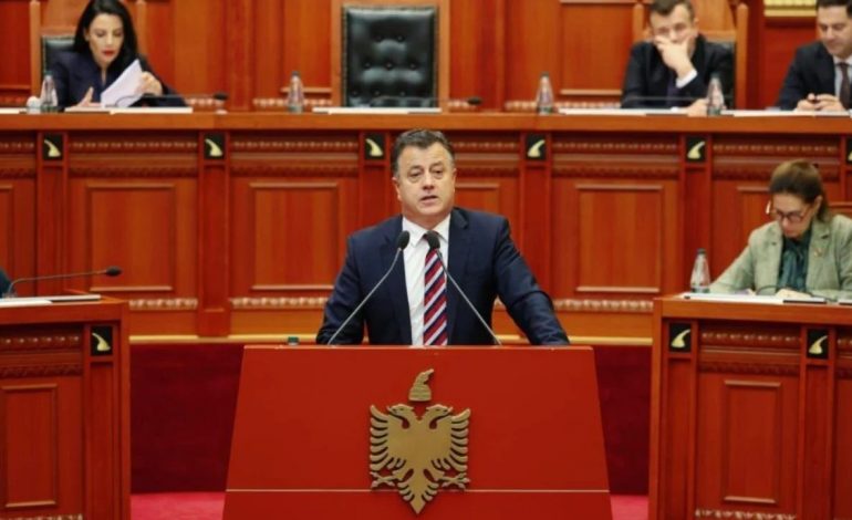 “PRAPA HEKURAVE ËSHTË BOTË TJETËR”/ Noka- deputetëve: Ju ka zënë makthi, zverdheni se ju pret burgu