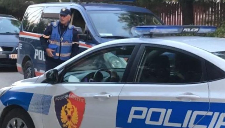 “PLAS” SHERRI NË TIRANË/ 4 vajza konfliktohen me një 37- vjeçare