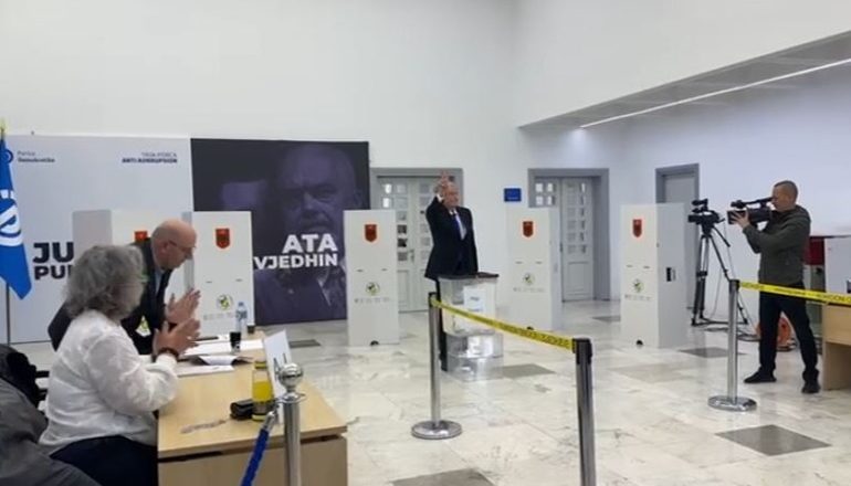 PRIMARET E PD/ Voton Berisha: Ditë e rëndësishme për partinë, pluralizmin politik në Shqipëri dhe lirinë