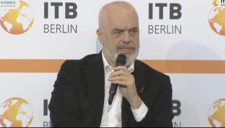 “SHQIPËRIA MË E LARMISHME SE ZVICRA”/ Rama nga Berlini: Kemi edhe ‘Mesdheun’, shqiptarët s’janë të mërzitshëm si zviceranët