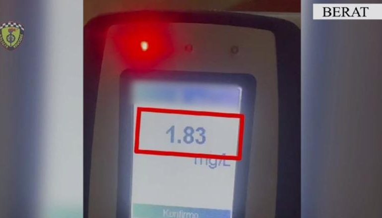 RRUGORJA E BERATIT BËN BALANCIN/ Nën efektin e alkoolit dhe pa patentë, 5 të arrestuar