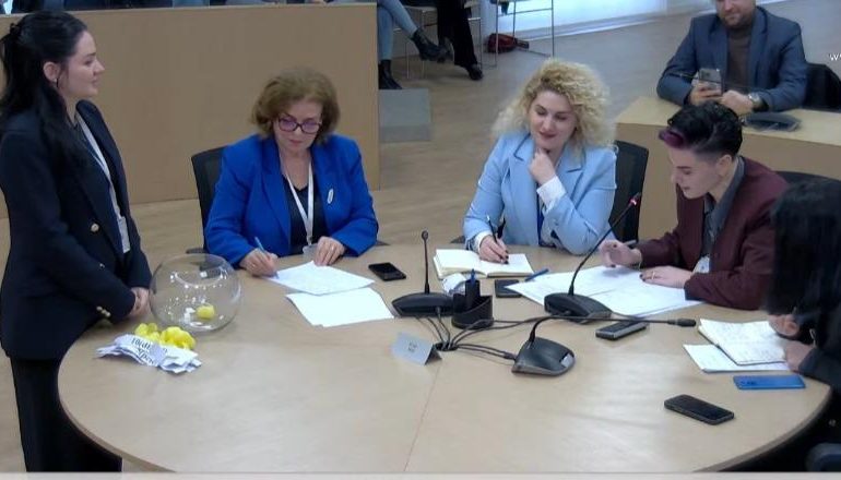HIDHET SHORTI PËR ZGJEDHJET E 11 MAJIT/ KQZ përcakton renditjen e subjekteve politike në fletën e votimit, PD e para, PS…