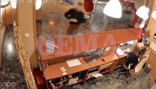 ARRESTOHET SHQIPTARI NË GREQI/ Kërcënoi dhe grabiti recepsionisten e hotelit me një pistoletë lodër