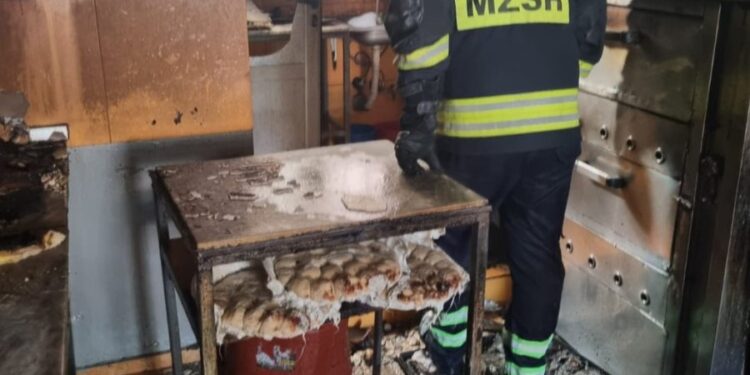 MERR FLAKË BYREKTORJA NË POGRADEC/ Shpërthen bombola e gazit