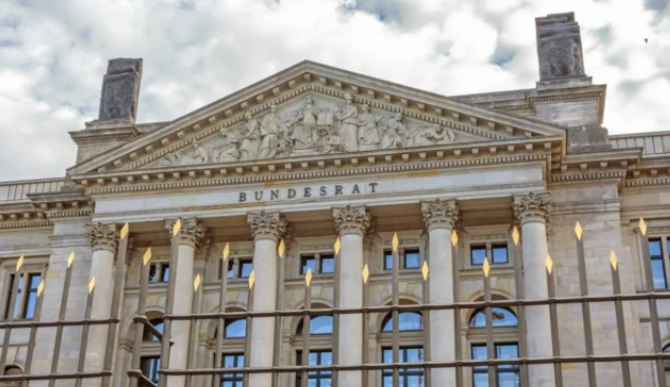 GJERMANI/ Këshilli Federal miraton heqjen e borxhit për shpenzimet e mbrojtjes