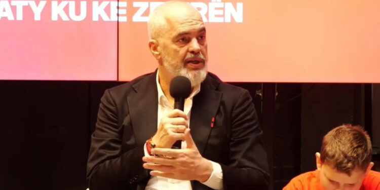 TAKIM ME MËSUESIT SHQIPTARË NË ATHINË/ Rama: Nisim program mbështetje për 50 mësues