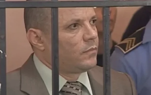 “USHTARI” I ALDO BARES FUTET ILEGALISHT NË ANGLI/ “The Sun” 23 muaj betejë ligjore për t’i përmendur emrin