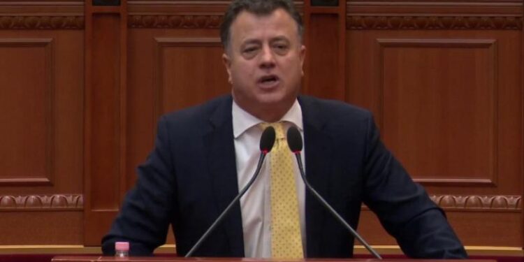 “KU JE KUJTIM? JEPJA ATO MUSTAQE, SE U ÇMEND PAS TYRE”/ Noka: Gjuzi, dinjitoz! Pas 11 majit…