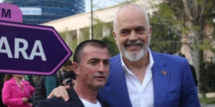 TËRMET PEÇI DHA DORËHEQJEN/ Emërohet kryetarja e bashkisë Tepelenë